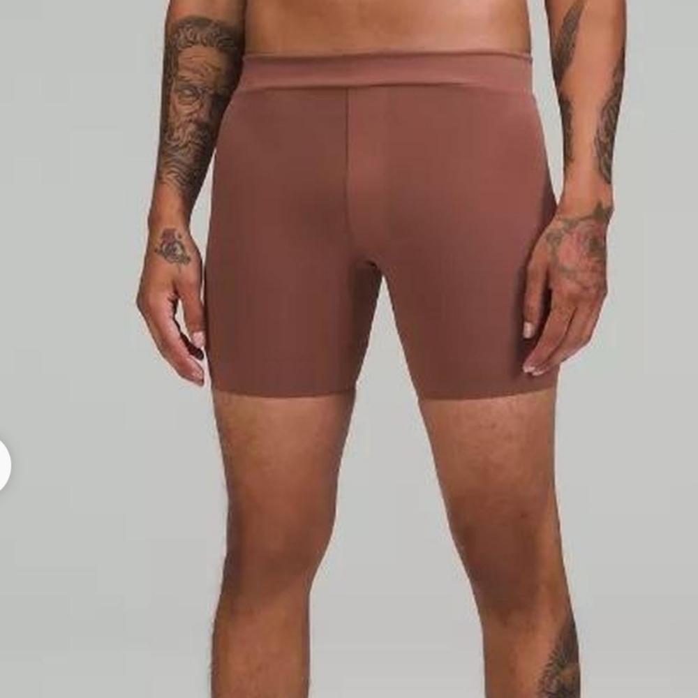 Lululemon Everlux Yoga 6" Shorts